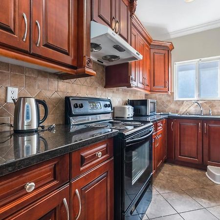 Share Home 1Bd Suite In Coquitlam Dış mekan fotoğraf